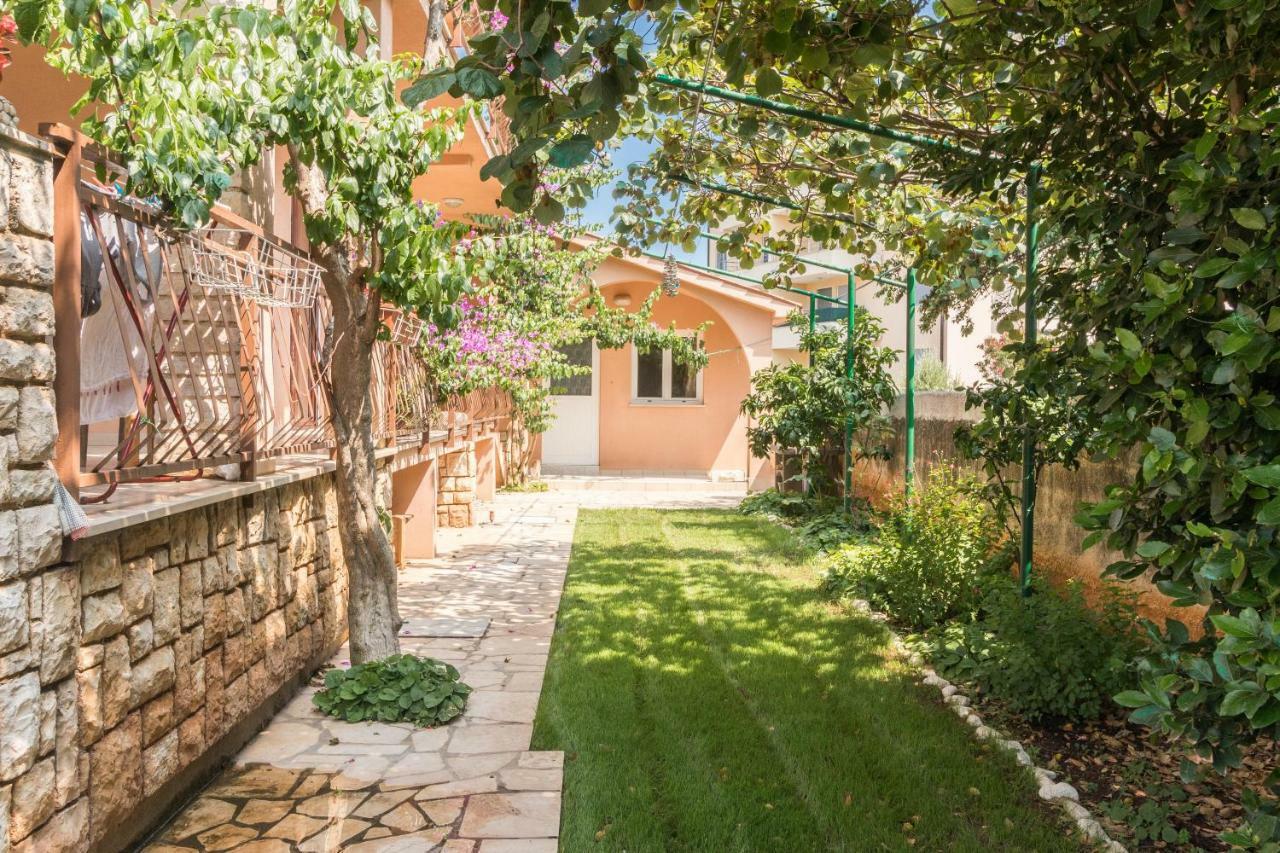 Apartment Taja Ližnjan 외부 사진