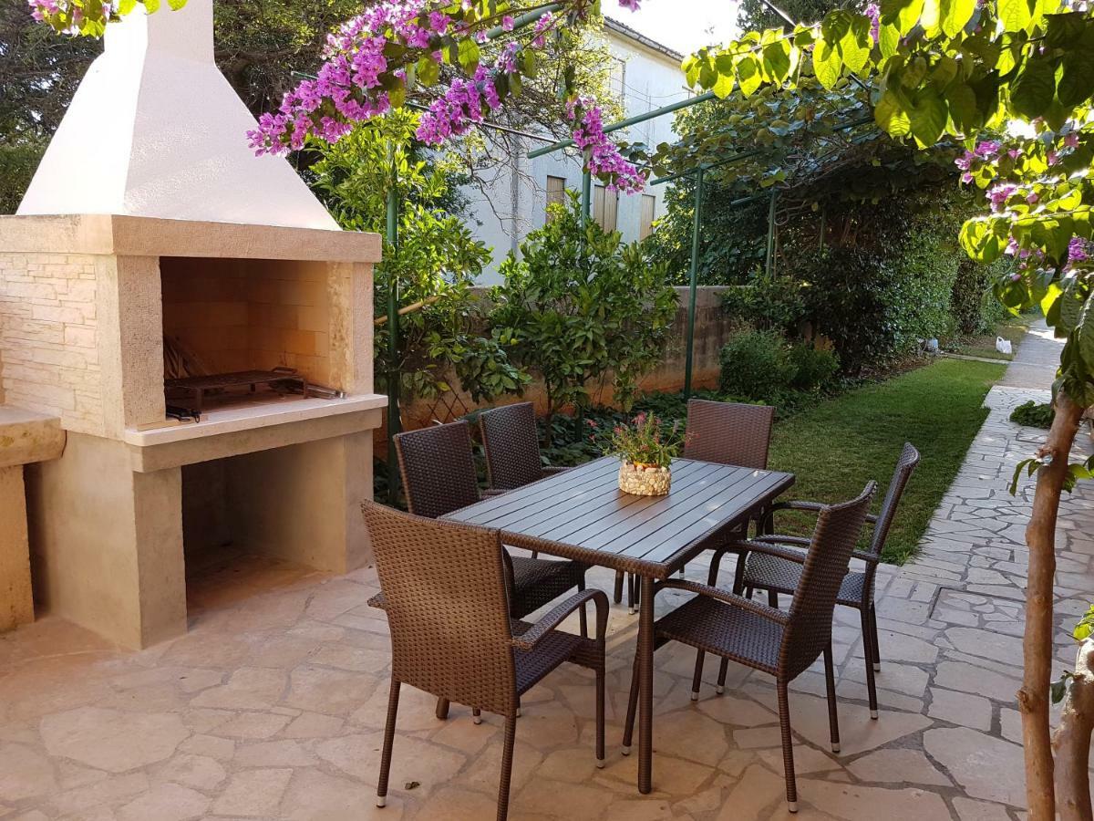 Apartment Taja Ližnjan 외부 사진