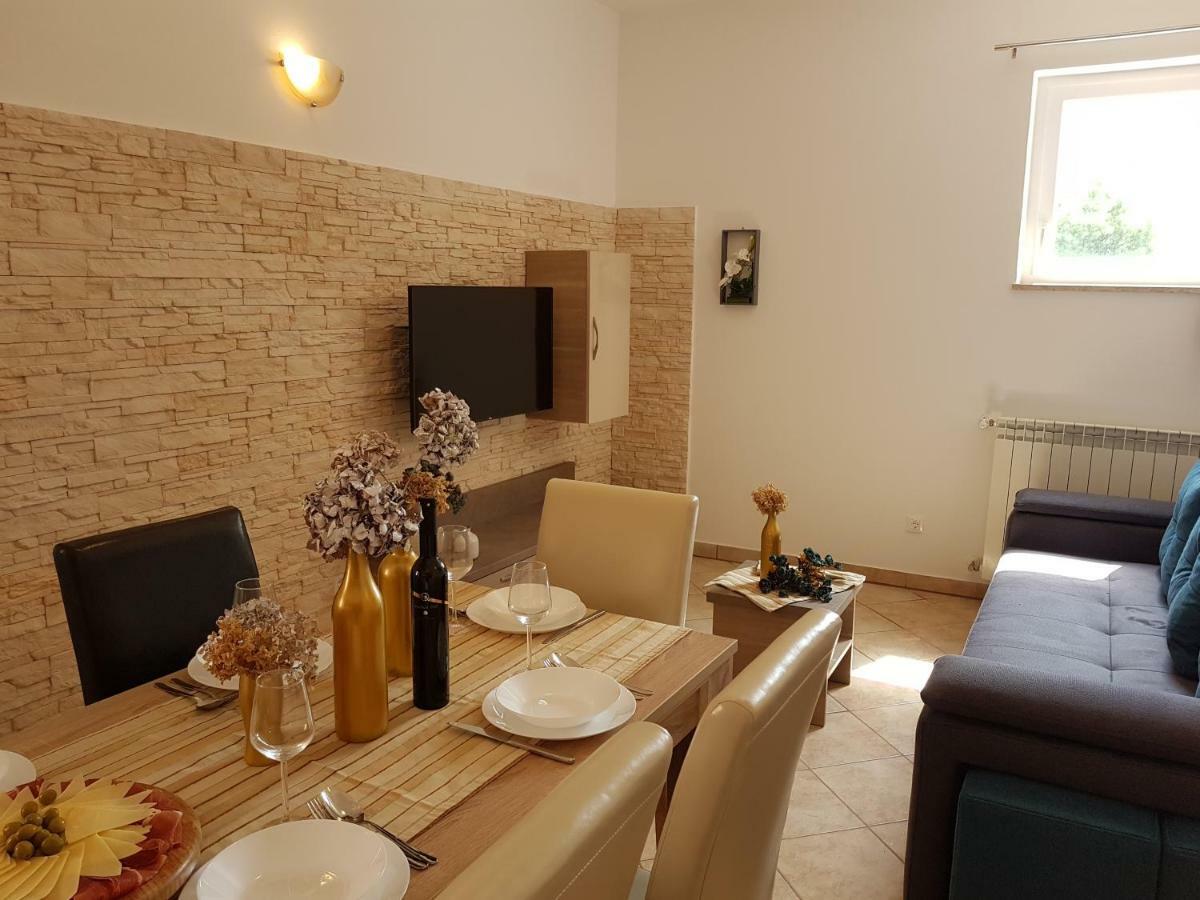 Apartment Taja Ližnjan 외부 사진